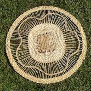 TAPETE JP212 DE PALHA DE MILHO DECORATIVO A121XL121CM