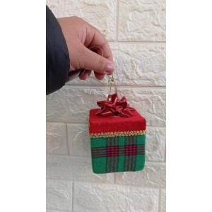 PENDENTE SD3464 CAIXA DE PRESENTE CAMURCA XADREZ C/VERMELHO 8CM