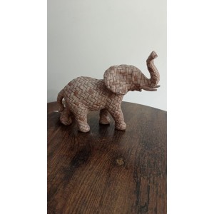 ESCULTURA 18896 ELEFANTE EM POLIRRESINA A15CM